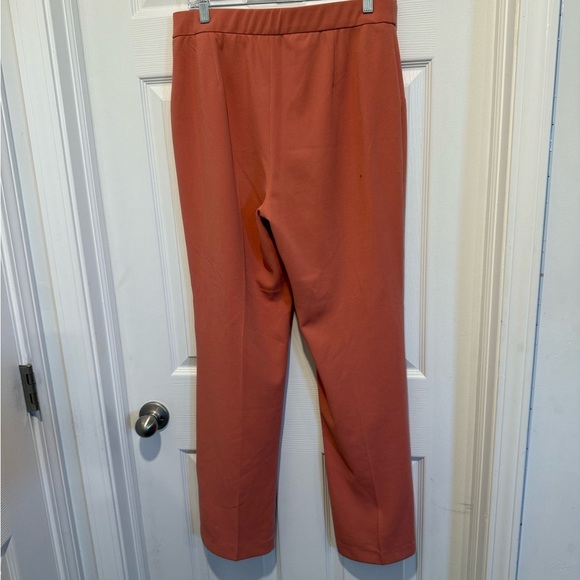 Anne Klein Pink Pull on Dress Pants Size Medium. Gold Button Detail. - Picture 3 of 7